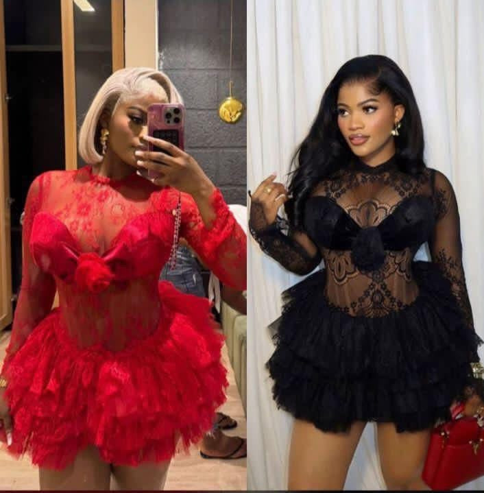 Robe mini en dentelle transparente avec volants et nœud décoratif