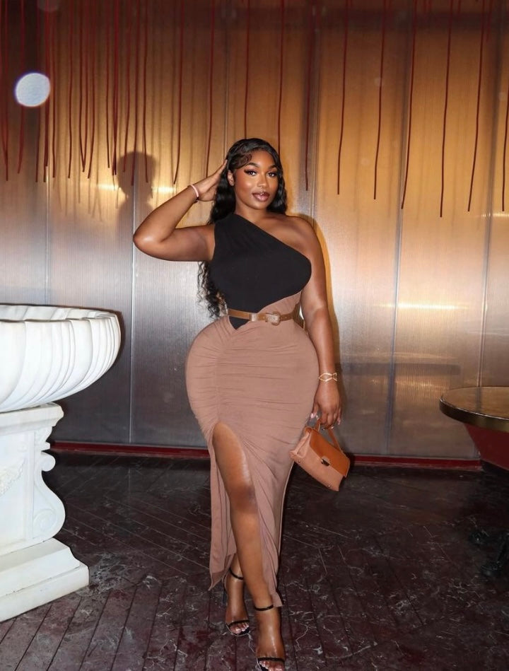 Ensemble Élégance Asymétrique – Top Une Épaule & Jupe Fendue Taille Haute