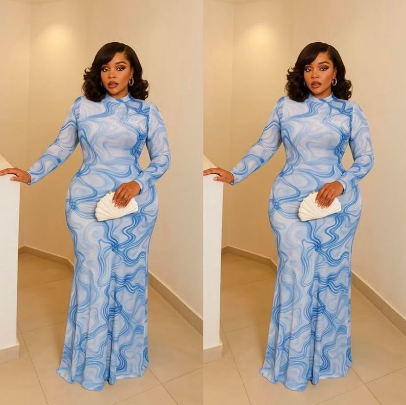 Robe Maxi Sculptante à Imprimé Abstrait – Silhouette Sirène & Col Montant