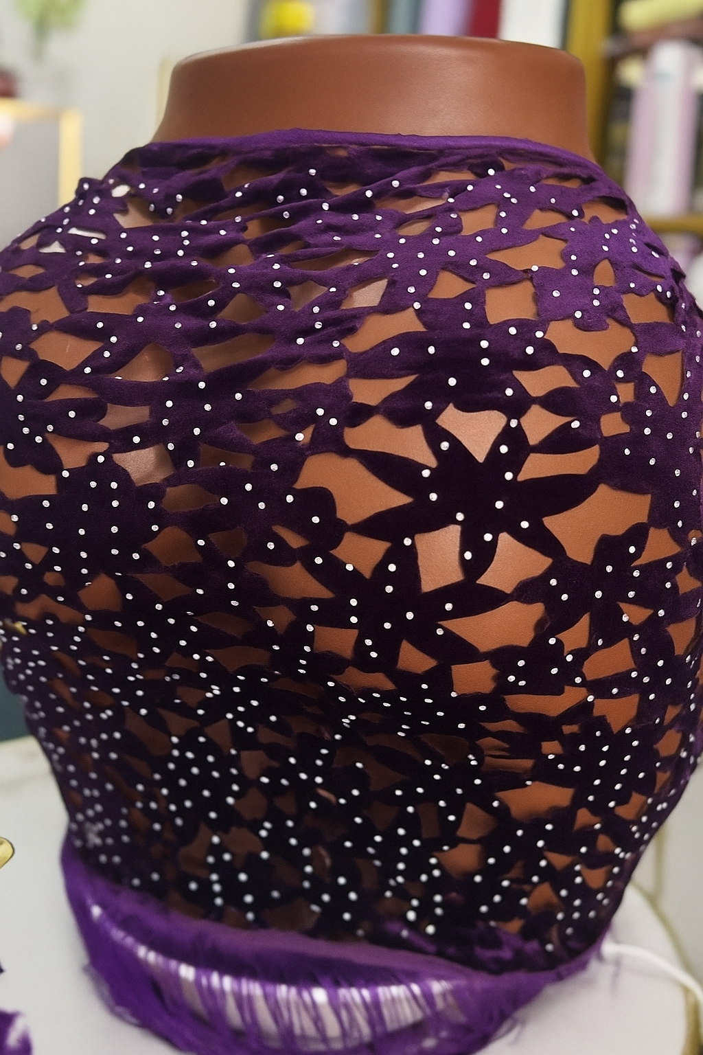 Jupe-Pagne en dentelle ajourée – sensualité et élégance absolue