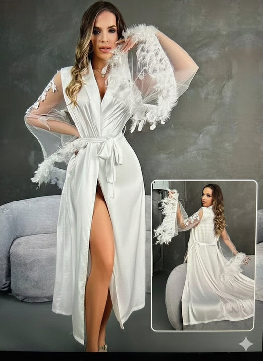 Robe de chambre satin & dentelle – Élégance Suprême