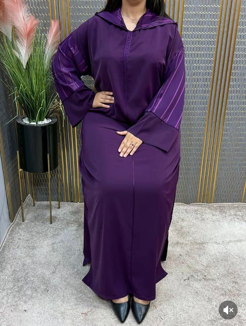 Djellaba Moderne – Détails Scintillants & Sfifa