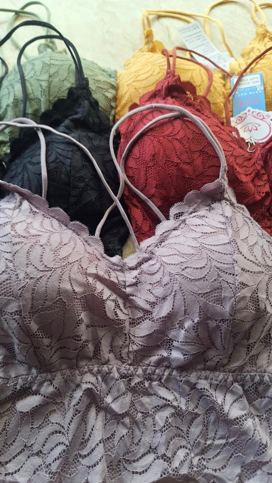 ✨ Lot de 4 Bralettes en Dentelle – Confort, Style & Féminité