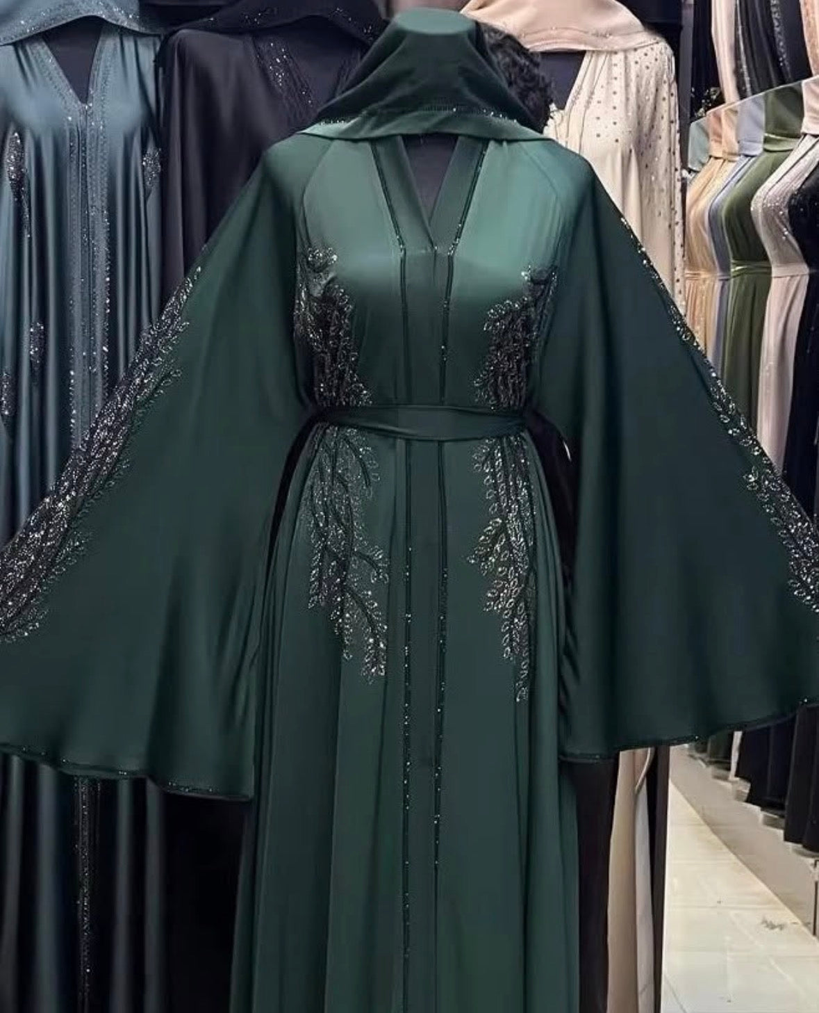 Abaya fluide élégance perlée | Chic & modest fashion