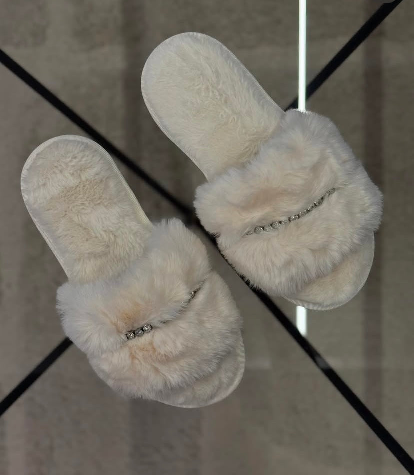 🩷 Chaussons Fourrés May’Secrets – Confort & Douceur Ultime