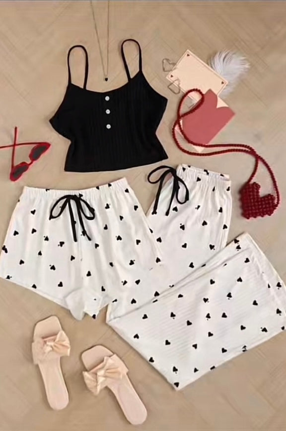 ✨ Ensemble de Nuit Multi-Pièces "Cœurs Tendres" – Confort et Versatilité